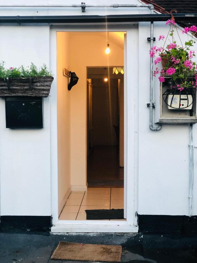 Dach Apartments - Cozy 3 Bed Apartment In Hendon Edgware Exterior photo