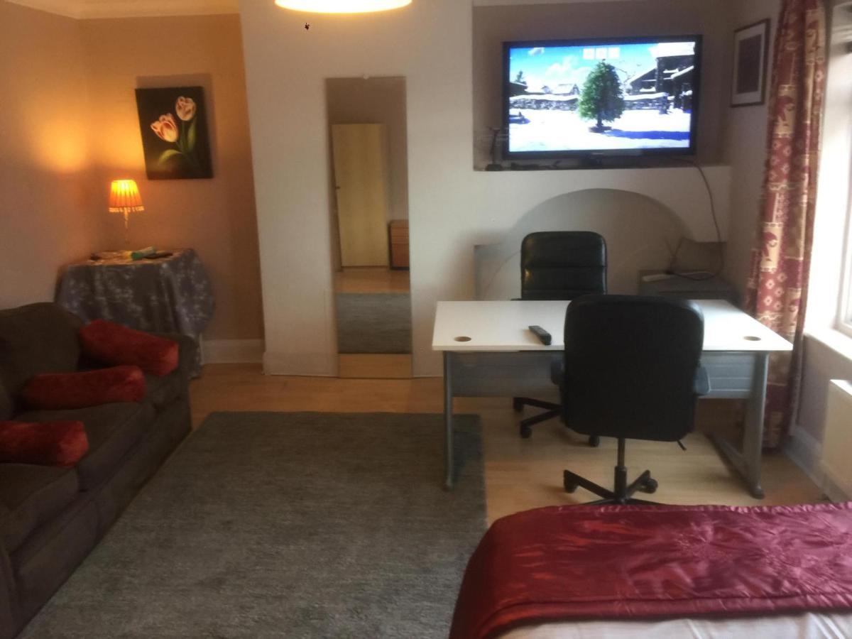 Dach Apartments - Cozy 3 Bed Apartment In Hendon Edgware Exterior photo